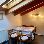 Haus Seewind Warnemuende * روستوك