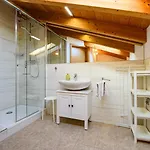 Haus Seewind Warnemuende Daire Rostock