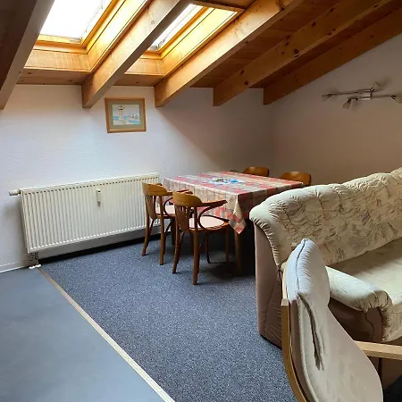 Haus Seewind Warnemuende * Росток