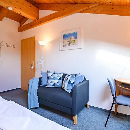 Haus Seewind Warnemuende Росток