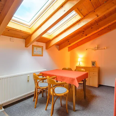 Haus Seewind Warnemuende Росток